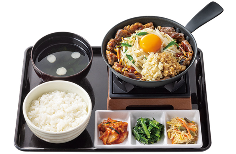 ガツンとにんにくスタミナ牛かるび定食